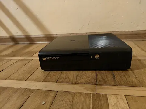 xbox 360 E freeboot