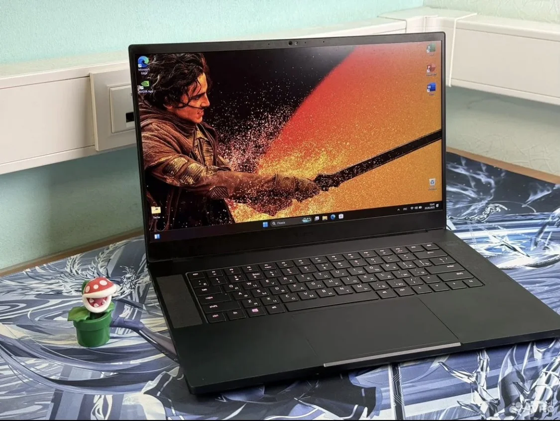 Ноутбук Razer Blade 15 Advanced (RTX 2080) - миниатюра 2