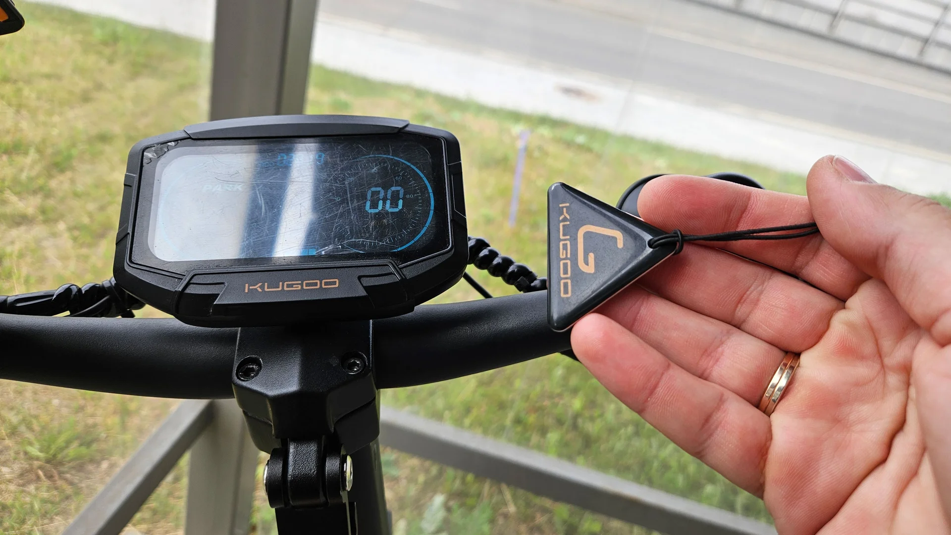 Электросамокат KUGOO F3 PRO MAX - миниатюра 7