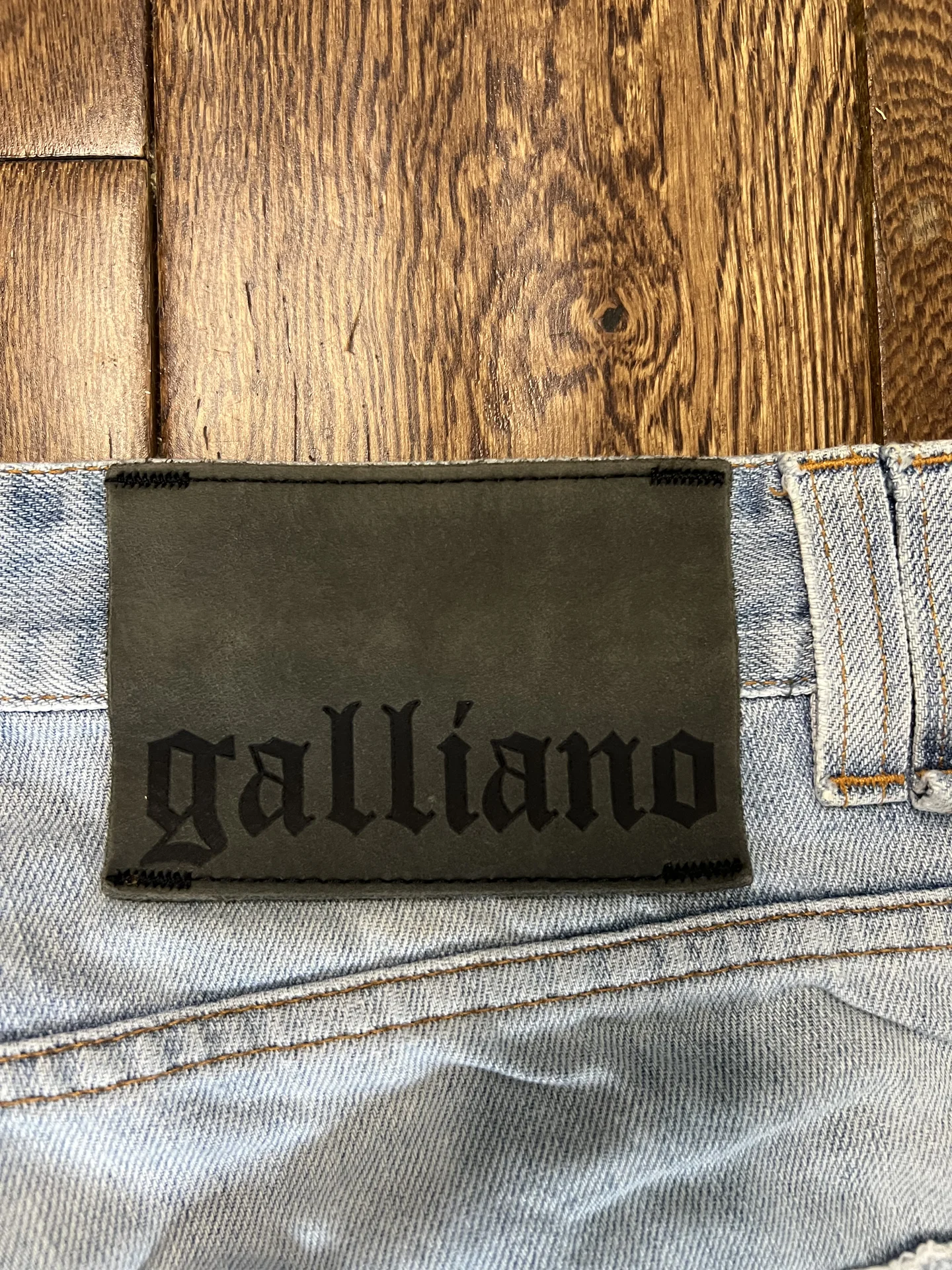 Джинсы Galliano G letter print оригинал - миниатюра 4