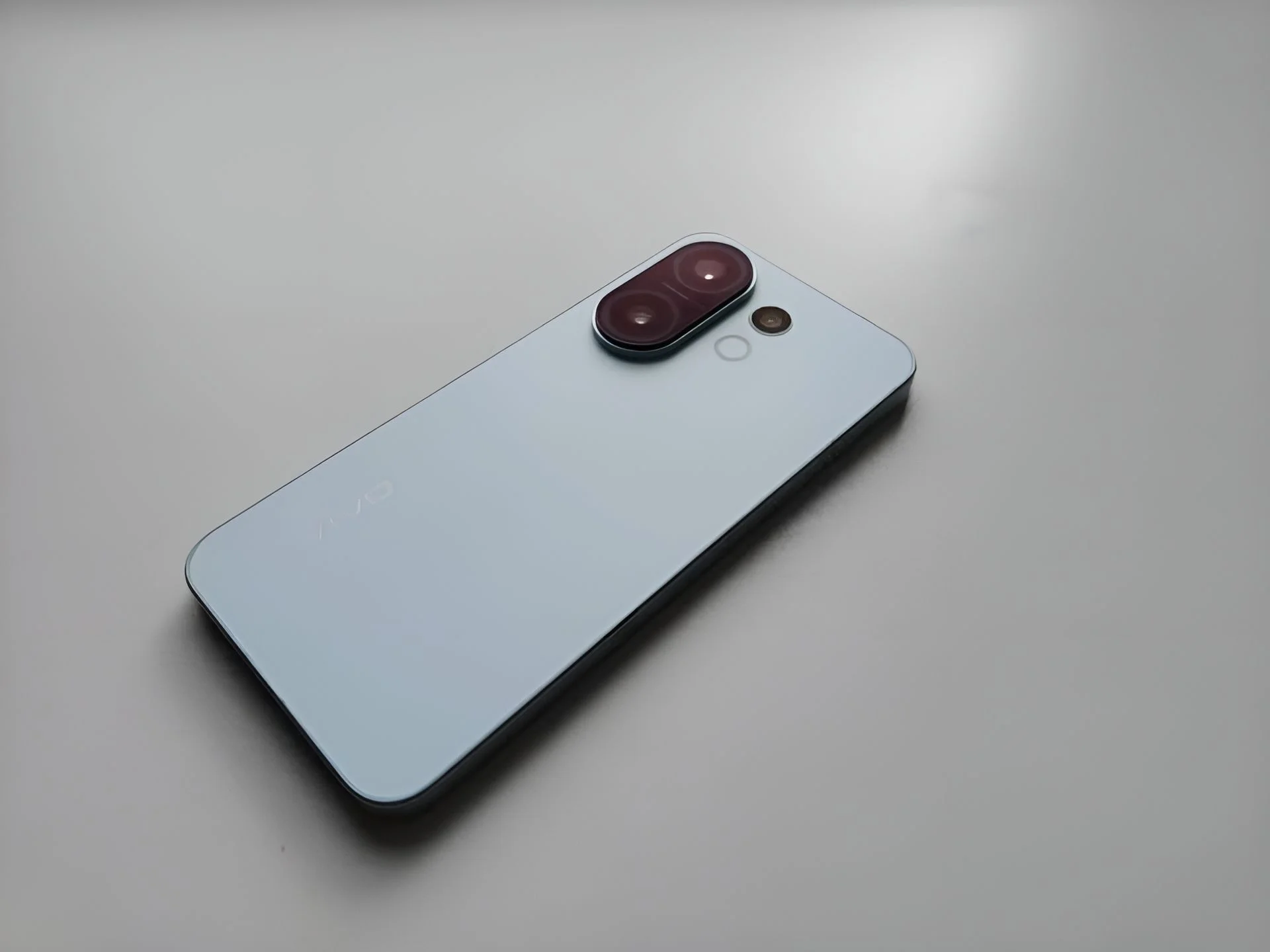 Vivo X200fe - миниатюра 3