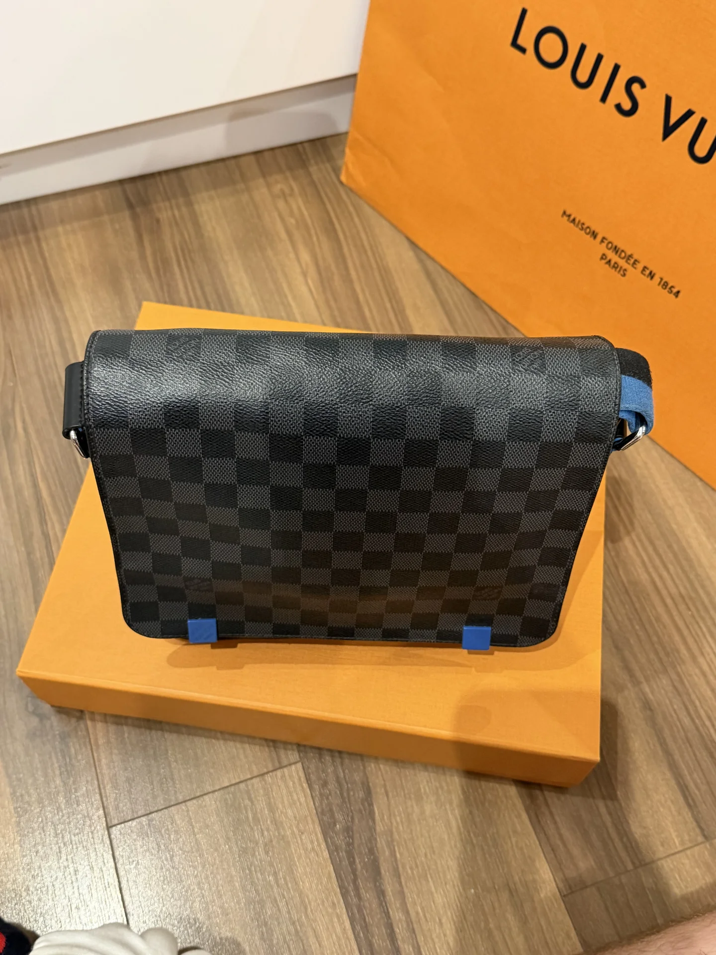 Сумка Louis Vuitton оригинал - миниатюра 3