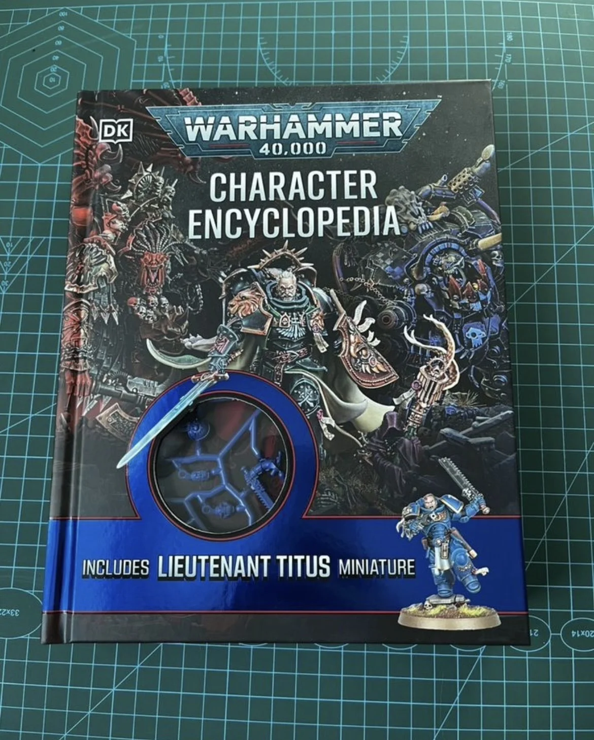 Warhammer 40000 Character Encyclopedia книга - изображение 1