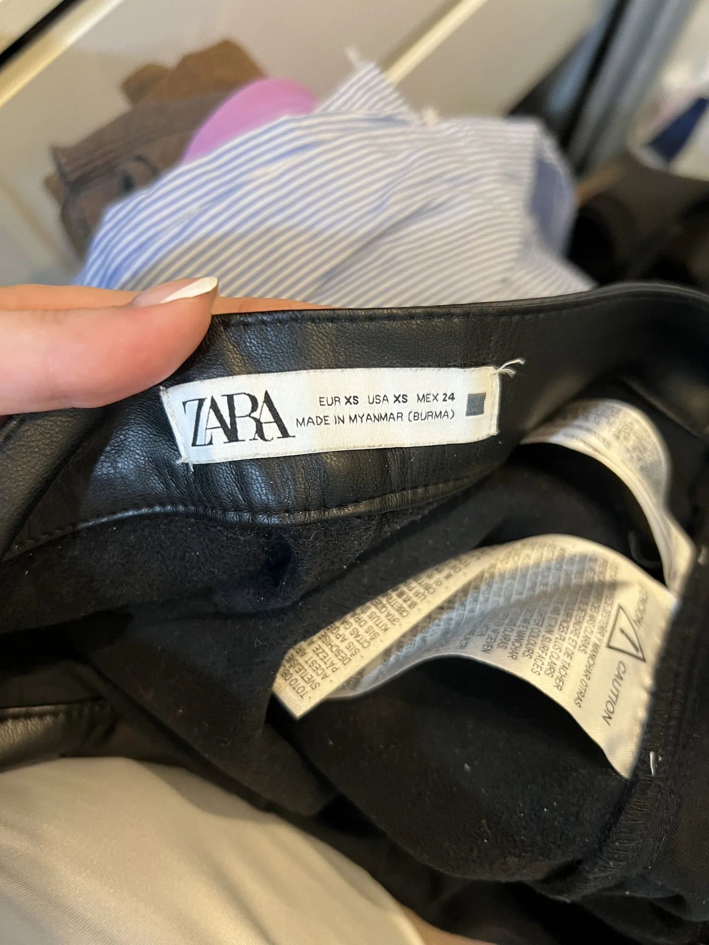 юбка шорты кожанные ZARA - миниатюра 4