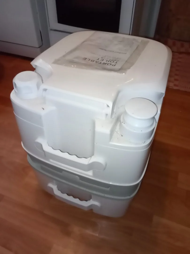 Портативный туалет. (89309794137) - миниатюра 2
