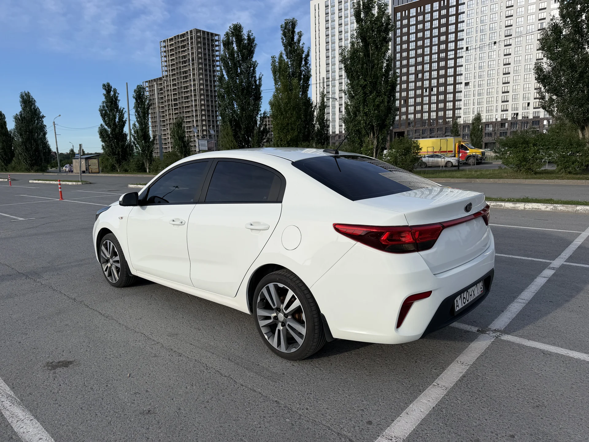 Kia rio 2018г - миниатюра 2