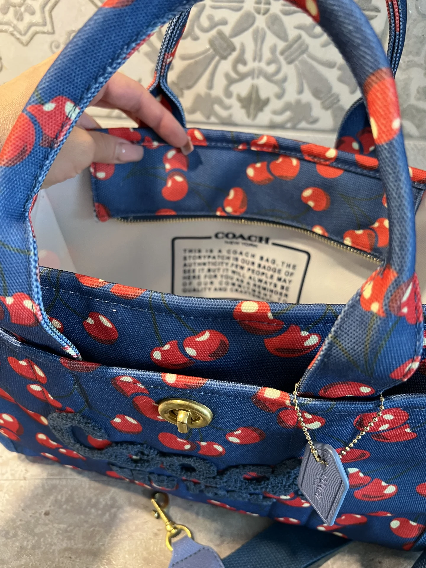 Сумка Coach cargo tote - миниатюра 4