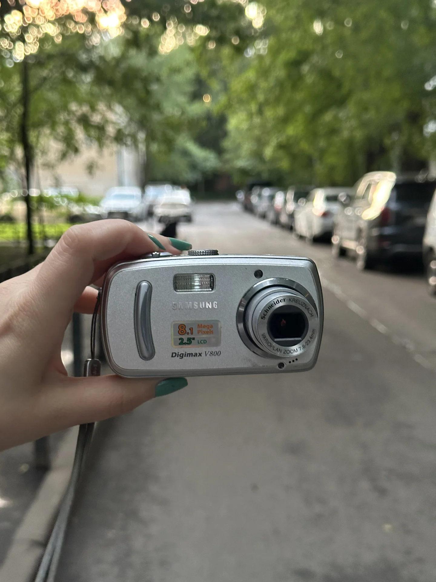 Цифровой фотоаппарат Samsung винтаж мыльница - миниатюра 2