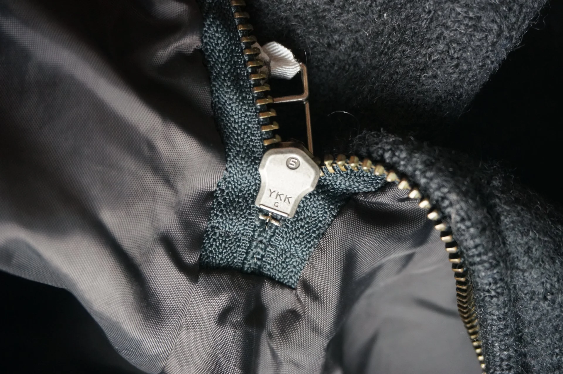 Пальто Hugo Boss кашемировое черное оригинал - миниатюра 10