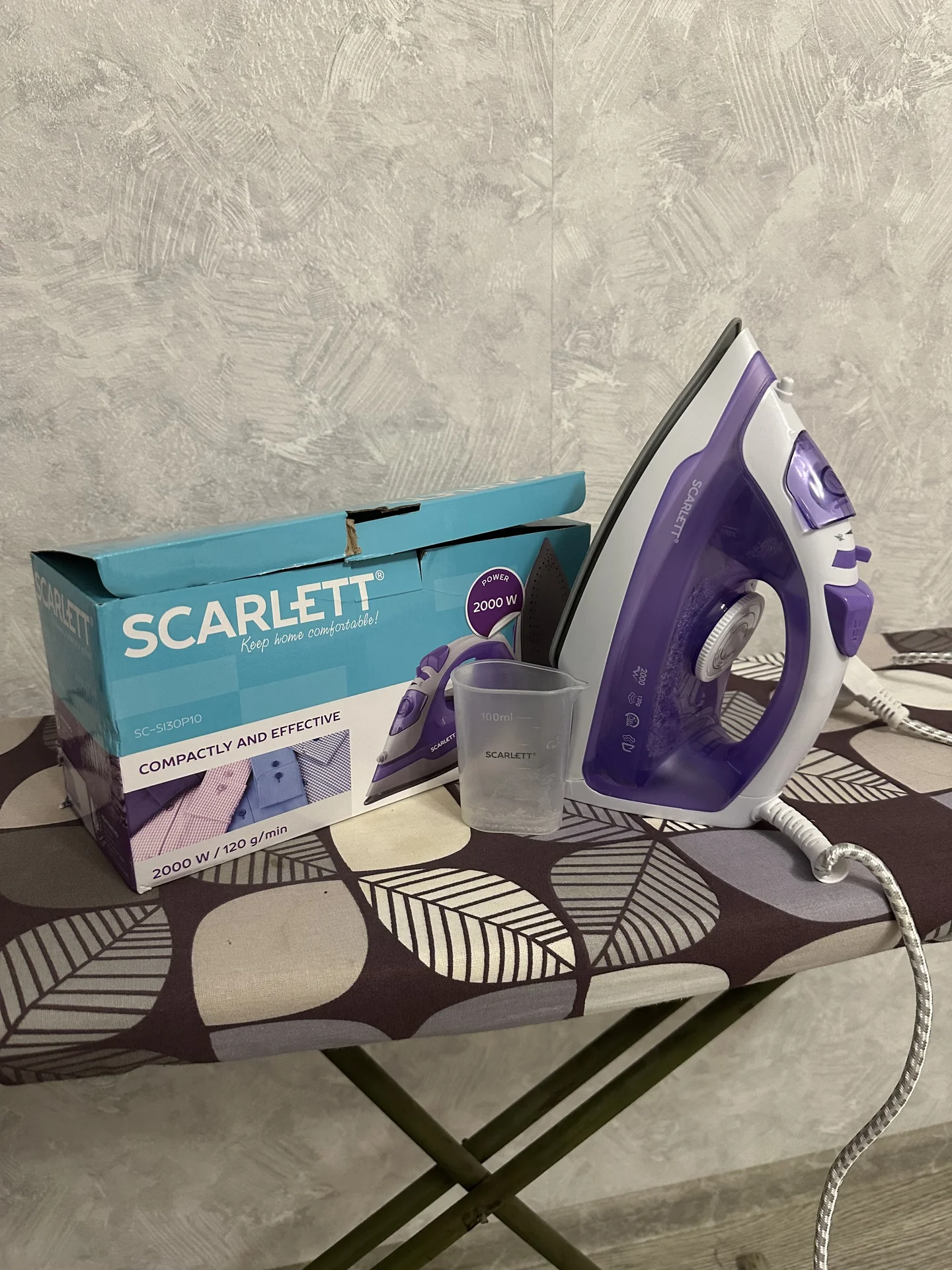Утюг электрический Scarlett - изображение 1