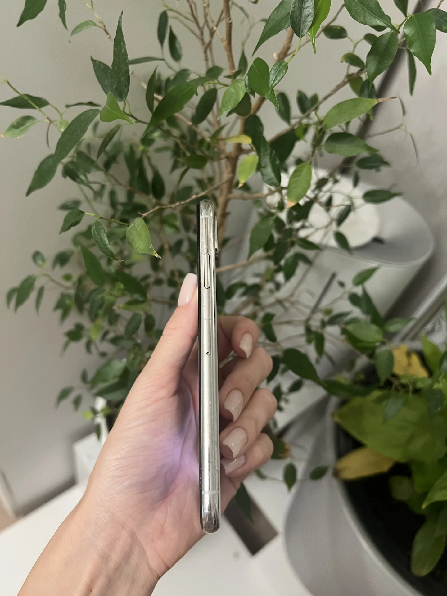 Iphone X (64 г) - миниатюра 3