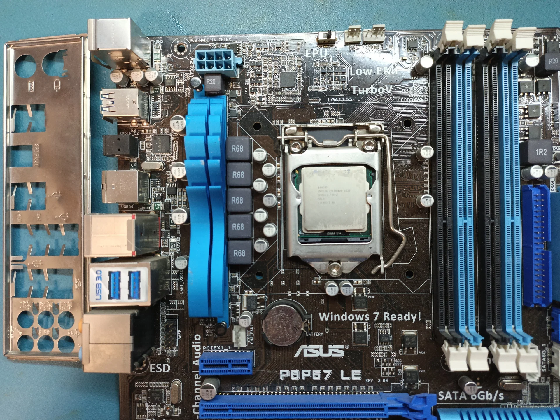 Материнская плата Asus p8p67 сокет 1155 память ddr3 - миниатюра 2