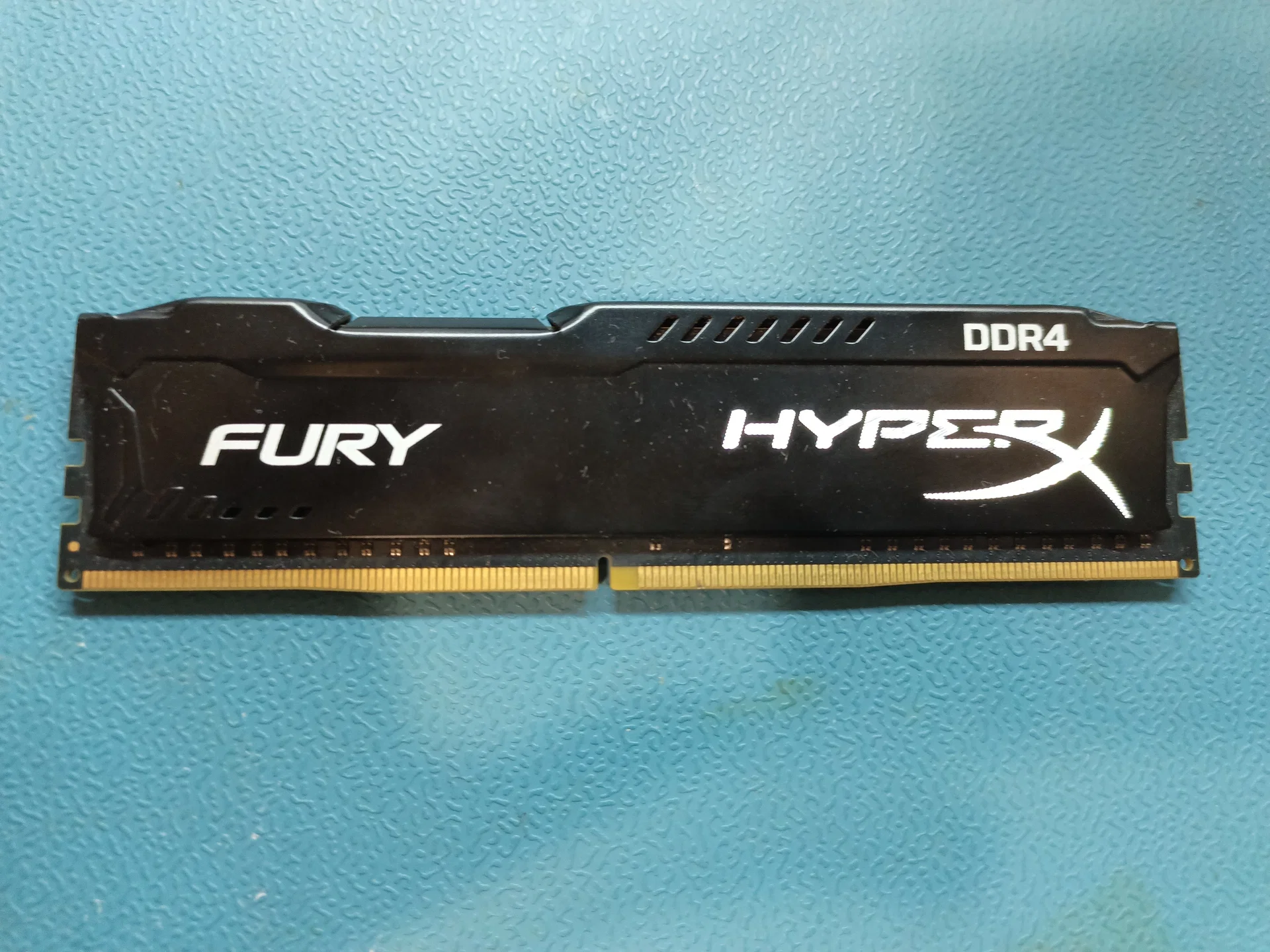 Оперативная память ddr4 8гб Kingston HyperX Fury Black 2133MHz - миниатюра 2