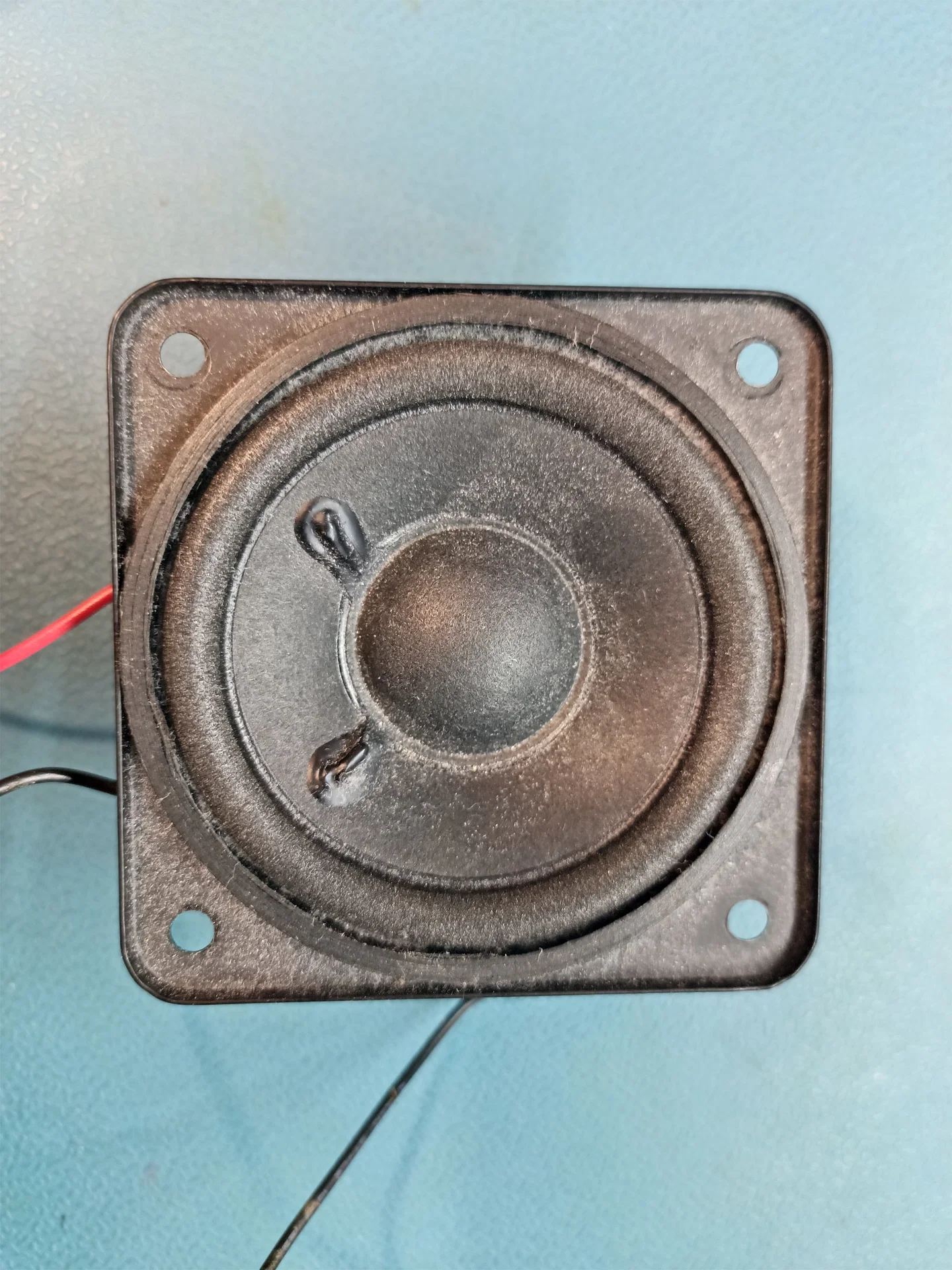 Динамик 4 ома 5 ватт диаметр 60 мм - изображение 1