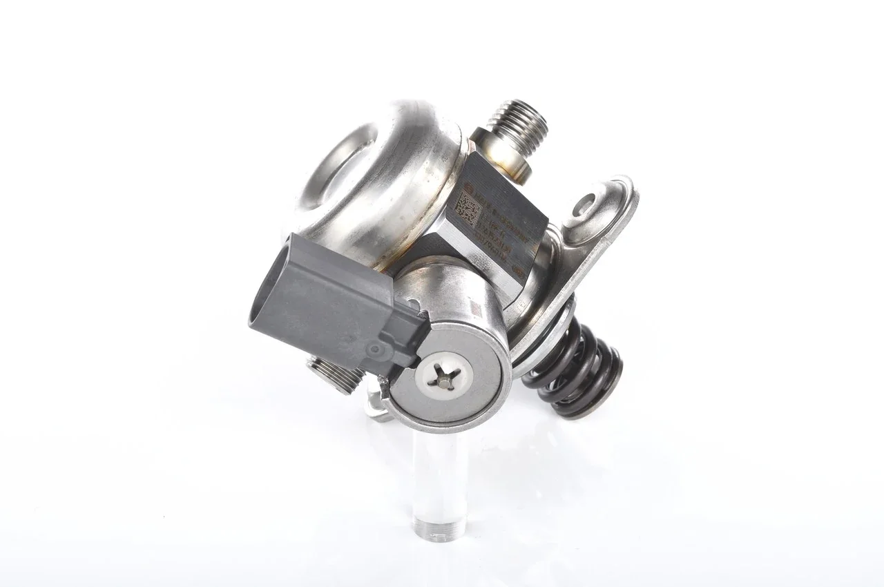 Насос высокого давления 0261520130 BOSCH оригинал - миниатюра 2