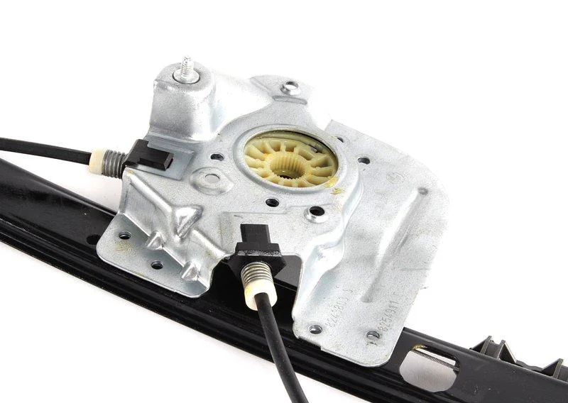 Стеклоподъемник без двигателя перед. лев. 51338254911 BMW - изображение 1
