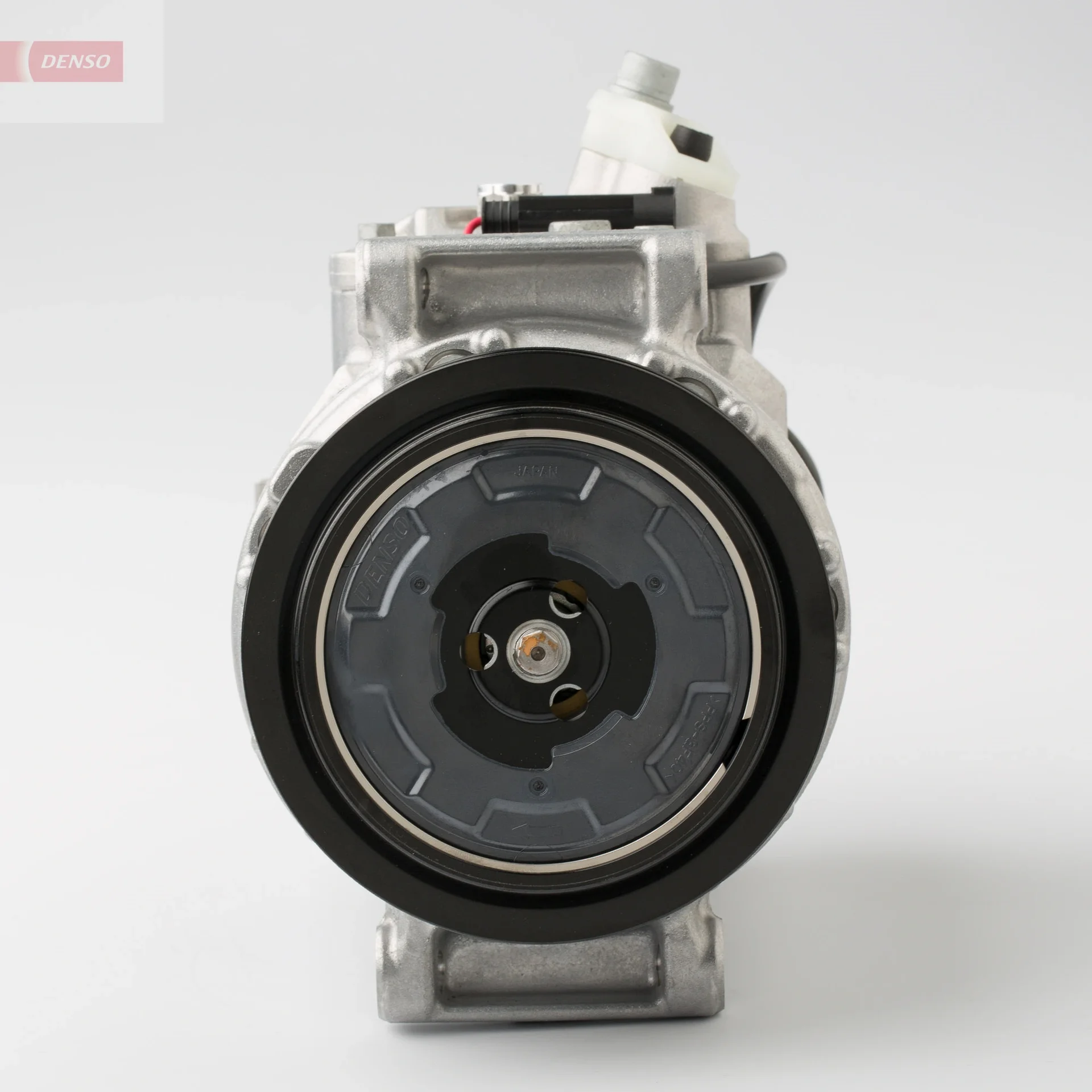 Компрессор, кондиционер DCP17053 DENSO оригинал - миниатюра 3