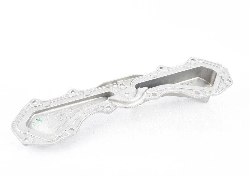 N63 крышка задняя 11148483799 BMW оригинал - миниатюра 3