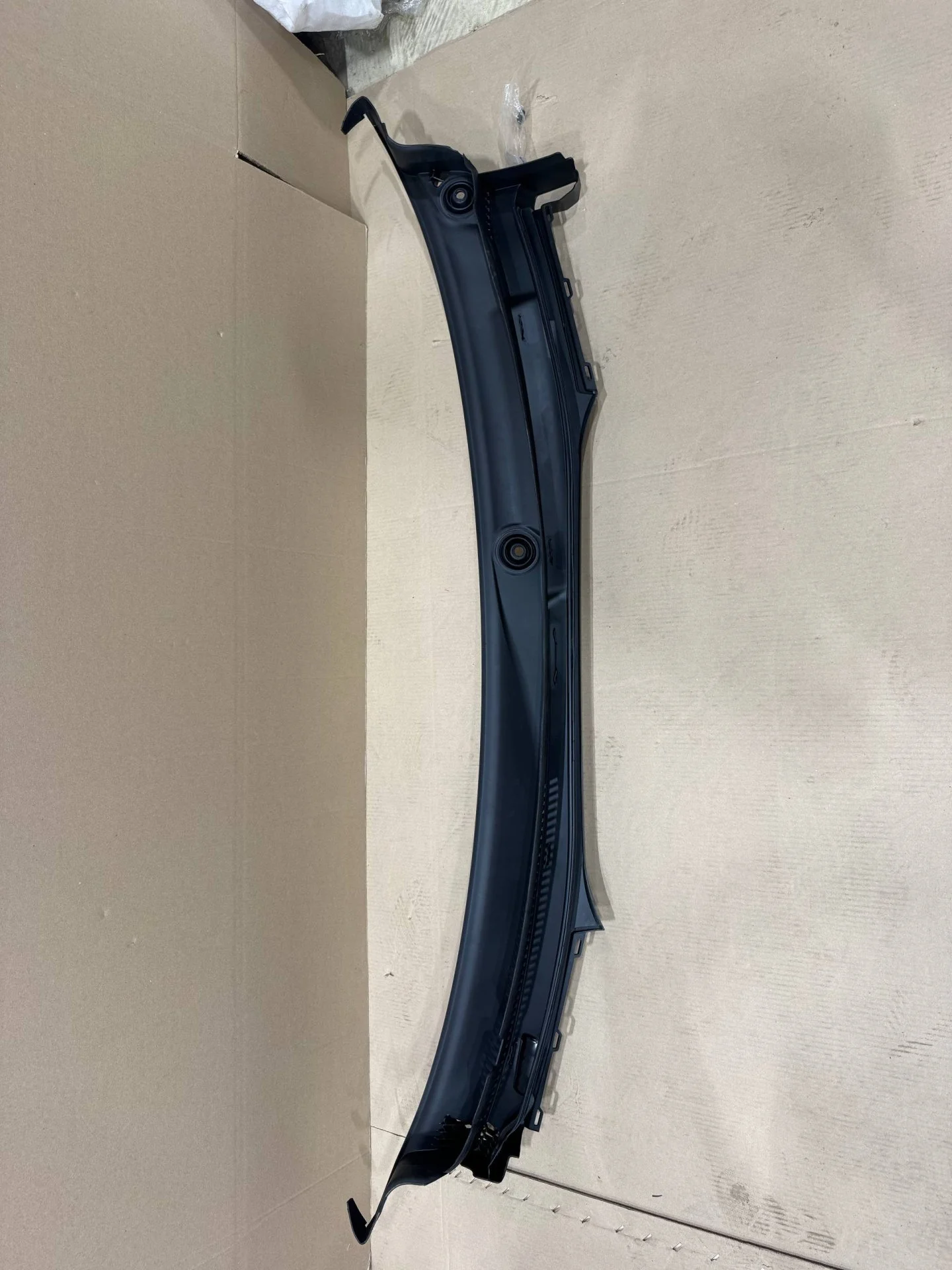 G05/g06/g07 планка обтекателя. часть 1 51717434879 BMW уценен. - миниатюра 4