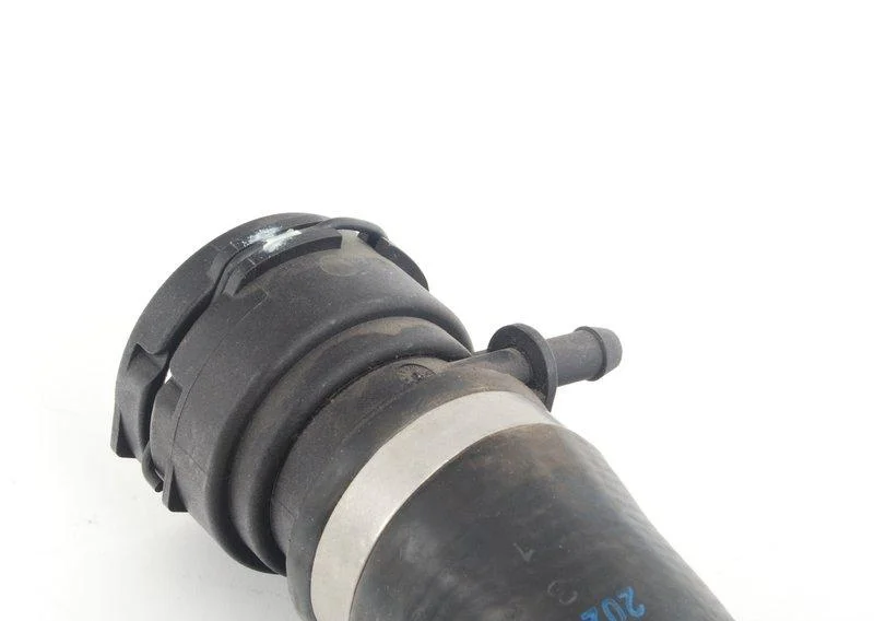 S65 патрубок системы охлаждения 11537838214 BMW - изображение 1