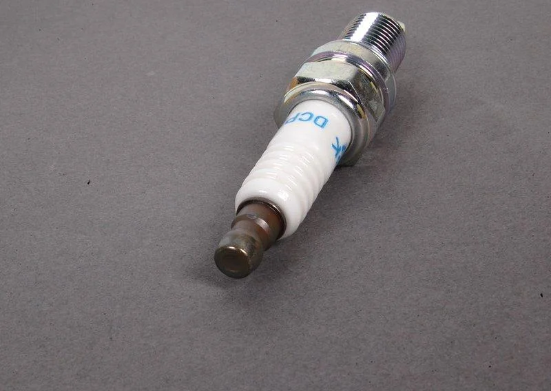 Свеча зажигания s54 / 326s4 12120022902 BMW ориг - изображение 1