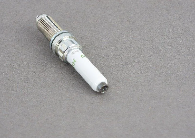 Свеча b38 b48 b42 12120040551 BMW оригинал - изображение 1