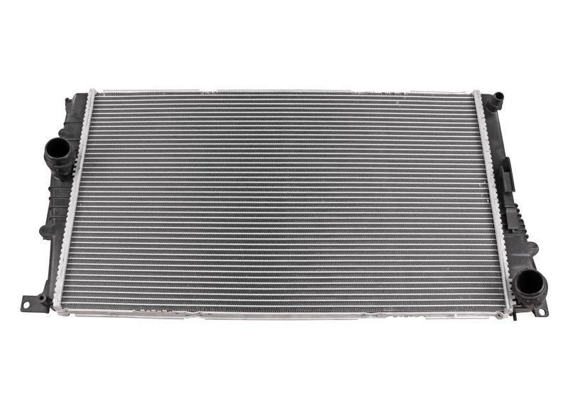 F20/f20n/f30/f30n b47/n47 радиатор охлаждающей жидкости 17117600516 BMW - изображение 1