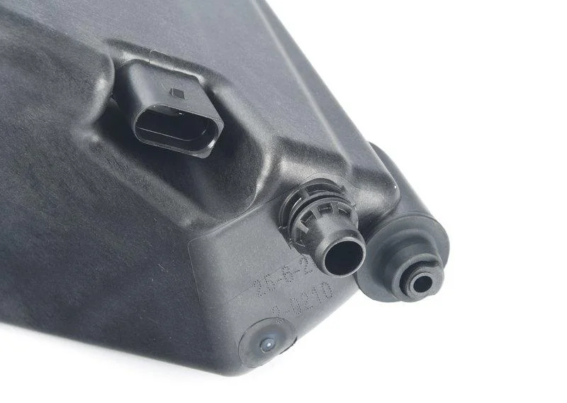 N63r/n74b/s68t расширительный бачок 17138610657 BMW - изображение 1