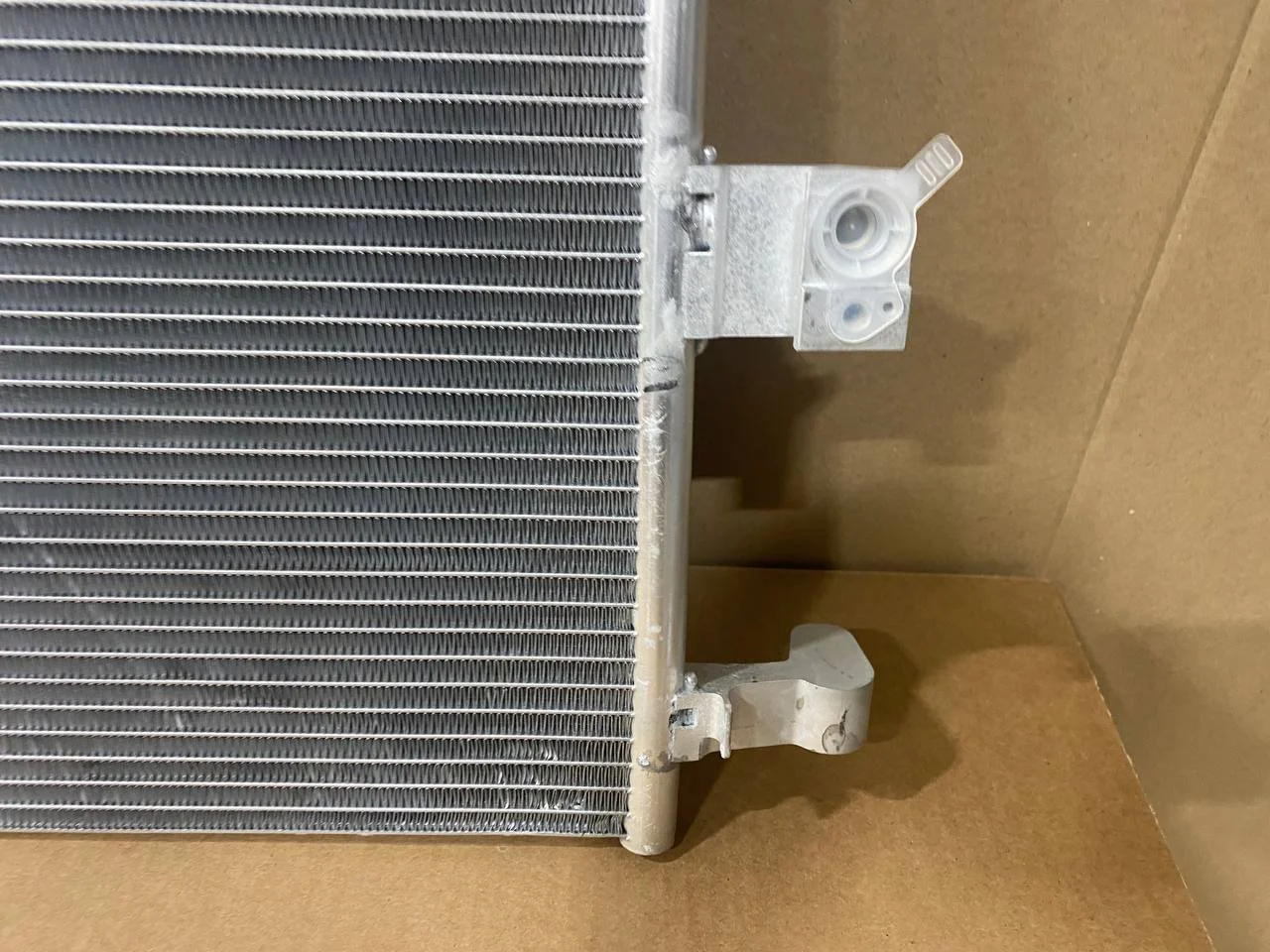G01/g02/g05/g06  радиатоор кондиционера 64539473848 BMW уценен. - миниатюра 2