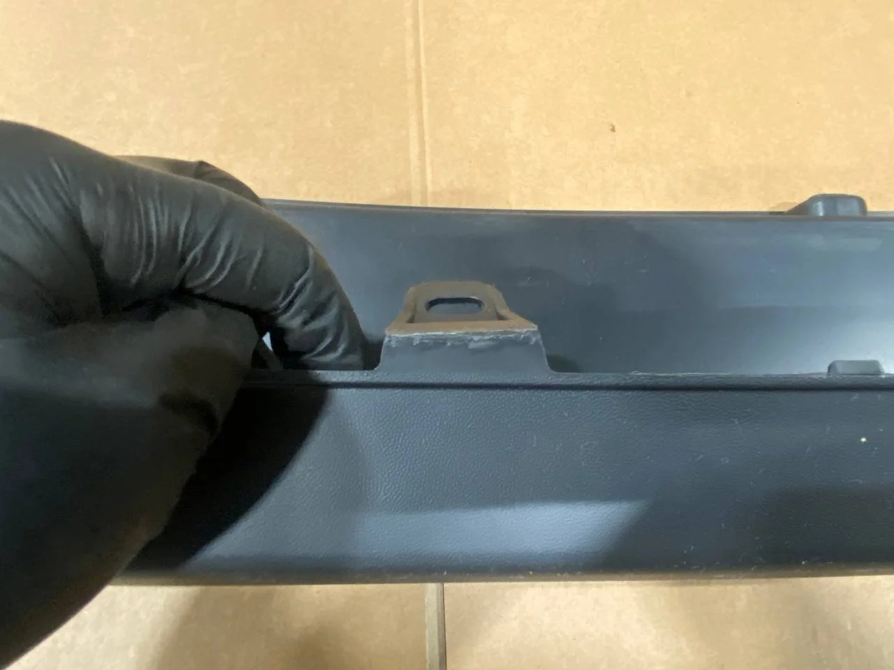 Кронштейн крепления бампера заднего crafter/california 7C08074219B9 VAG уценен. - миниатюра 7