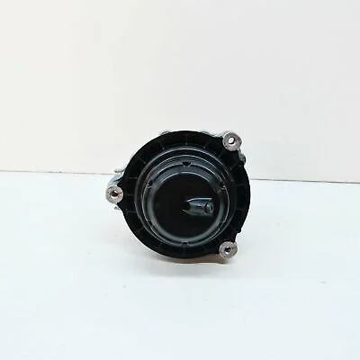 G20/g26 b47 подушка двигателя правая 22117582320 BMW - изображение 1