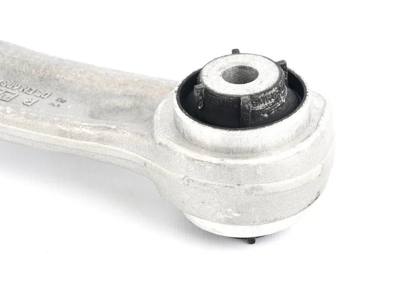 G30/g31/g38 нижн.попер.рычаг подв.с резиномет.шарн.п 31106861178 BMW - изображение 1