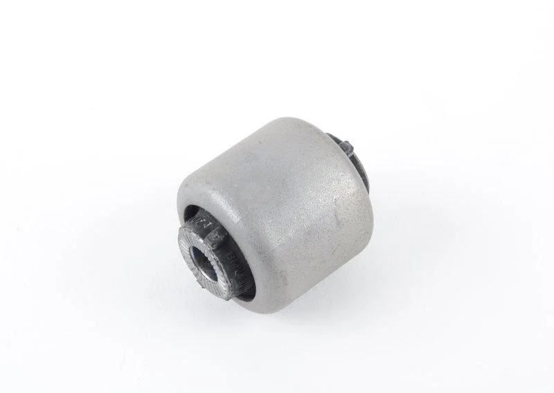 F20/f25 сайлентблок 31106786959 BMW оригинал - изображение 1