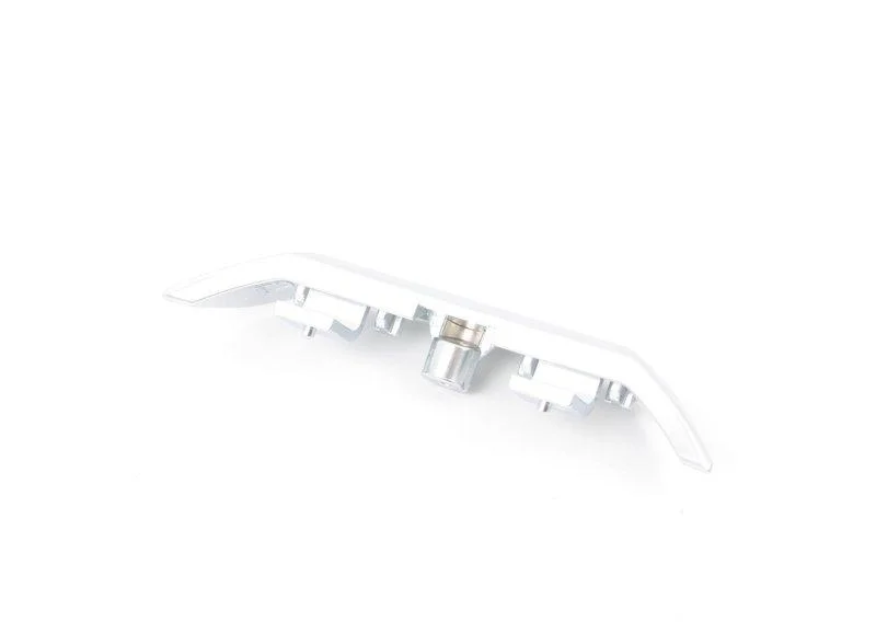 Декор.накл.спорт.рулевая.кол. perglanz chrom 32303450215 BMW - изображение 1