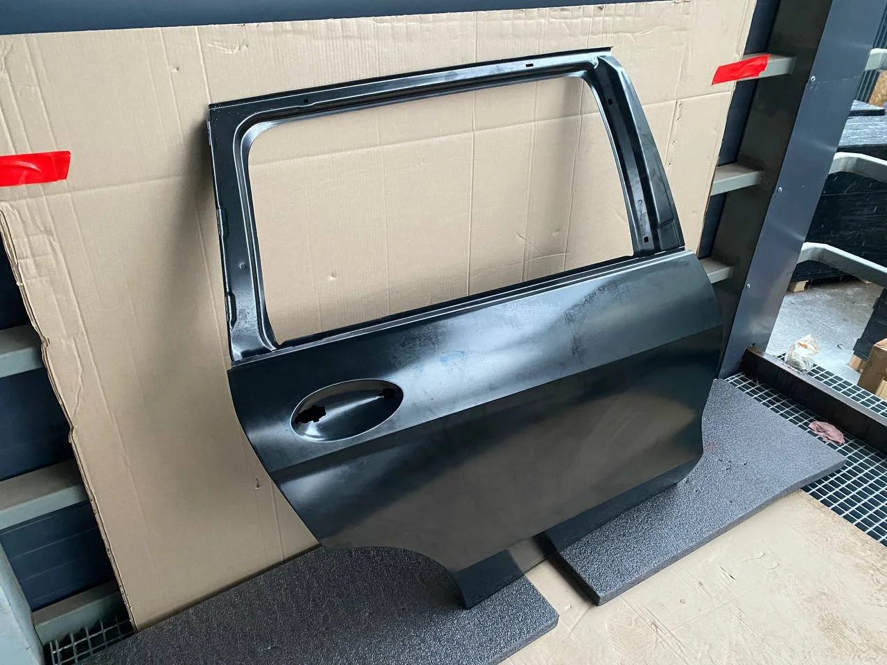 G07 дверь задняя правая 41527931202 BMW уценен. - миниатюра 6