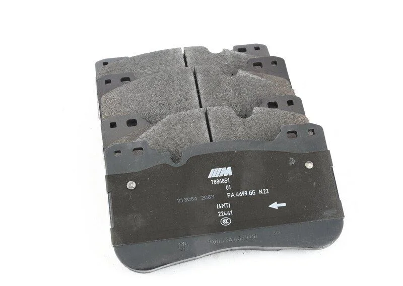 F90/f95 тормозные колодки передние 34107886853 BMW - изображение 1