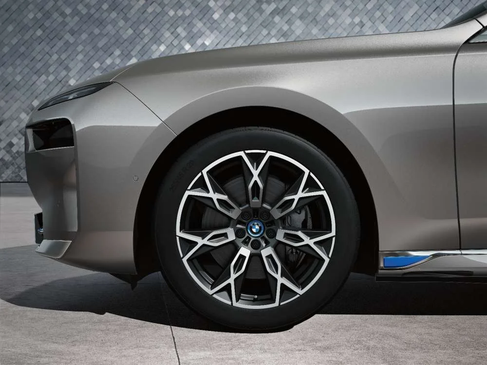G73 бронь колесо в сборе sternspeiche 905 bicolor midnight grey michelin pilot alpin 255-740 r510 ac 119h lt pr8 36115A36155 BMW