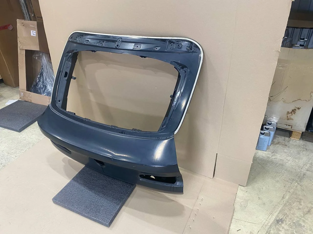 G02/f98 крышка багажника верхняя 41007486250 BMW уценен. - миниатюра 3