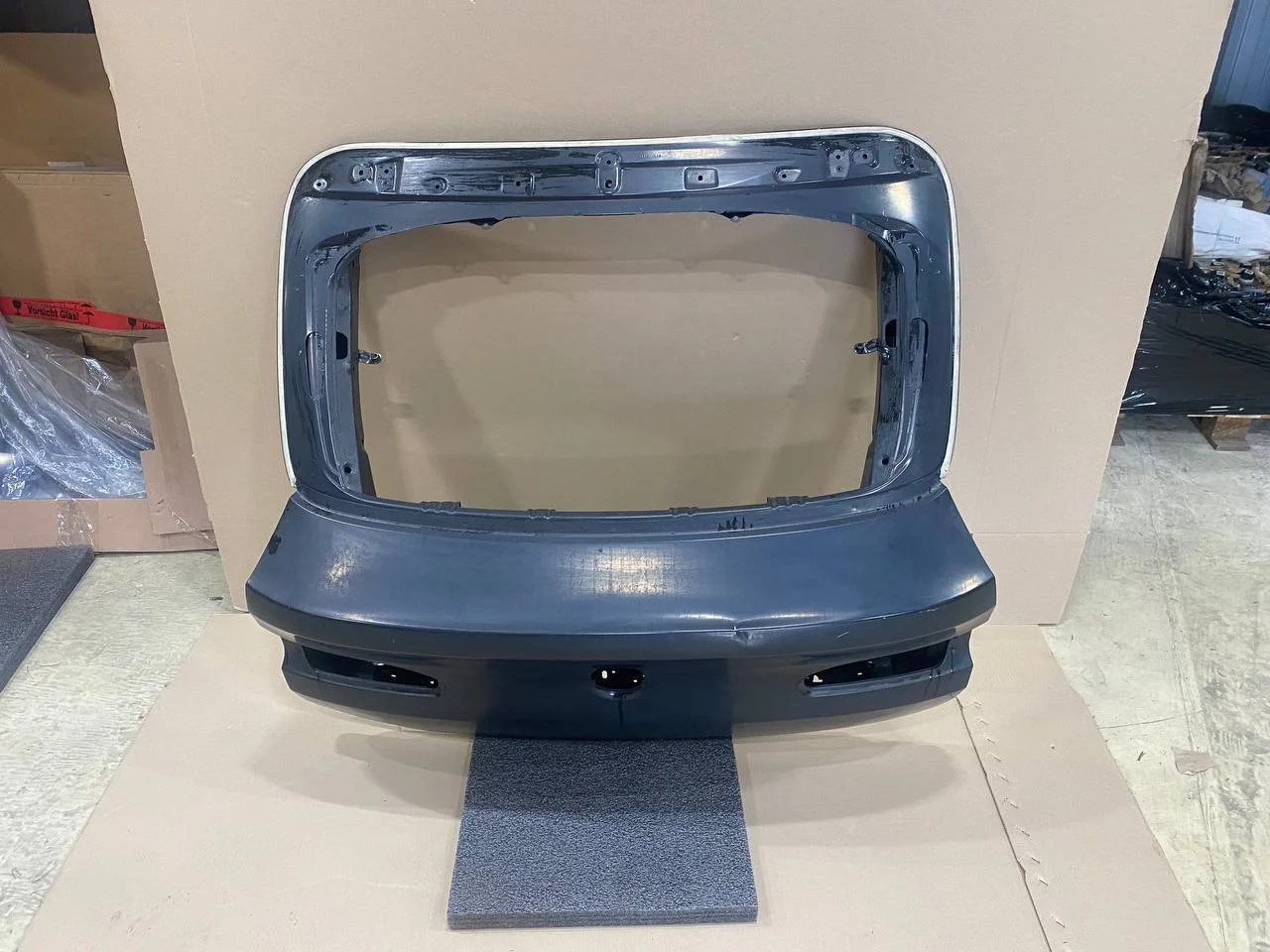 G02/f98 крышка багажника верхняя 41007486250 BMW уценен. - миниатюра 4