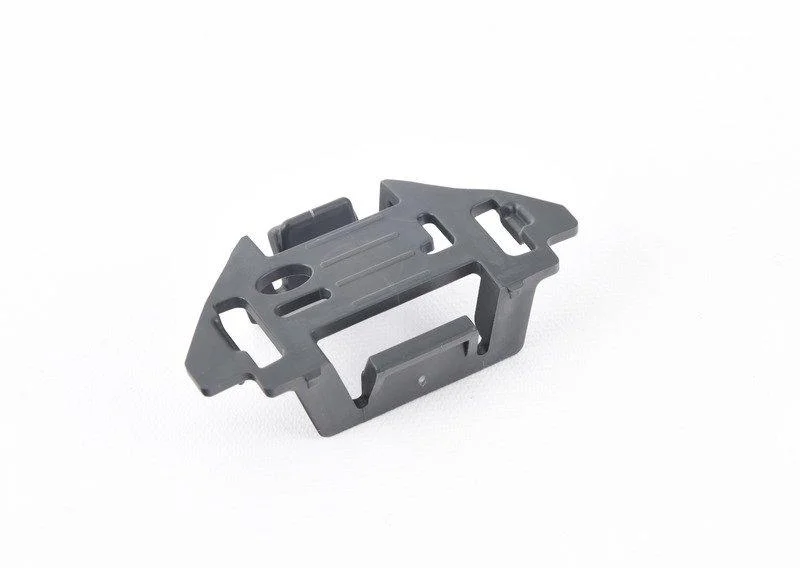 F10 заглушка переднего бампера л 51117207149 BMW - миниатюра 3