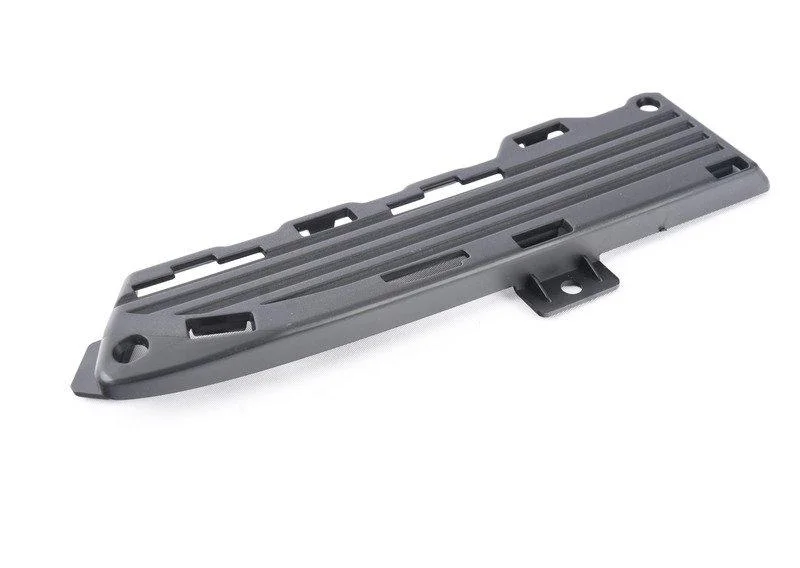 Накладка впускного сопла п 51117355240 BMW ориг - миниатюра 2