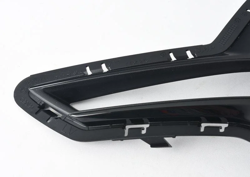 Решетка боковая открытая л 51117464273 BMW ориг - миниатюра 2