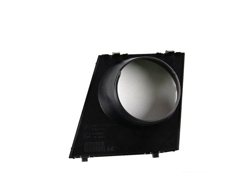 Правая решетка acc 51117897183 BMW оригинал - изображение 1