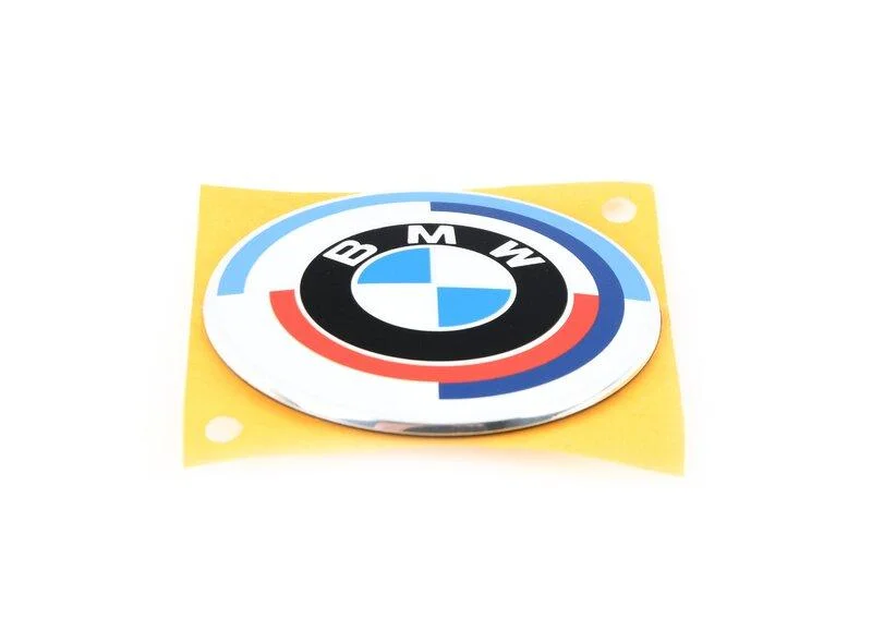Эмблема 50 лет m 51117886545 BMW оригинал - миниатюра 2