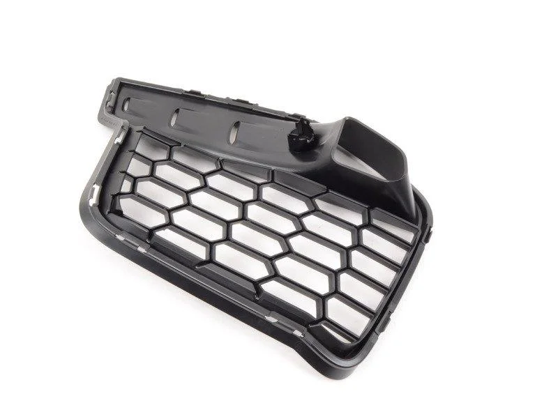 F85/f86 решетка бампера правая 51118056262 BMW - миниатюра 2