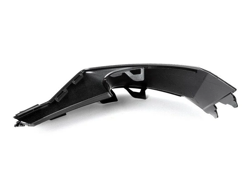 F16 уголок решетки бампера правый m 51118058558 BMW - изображение 1