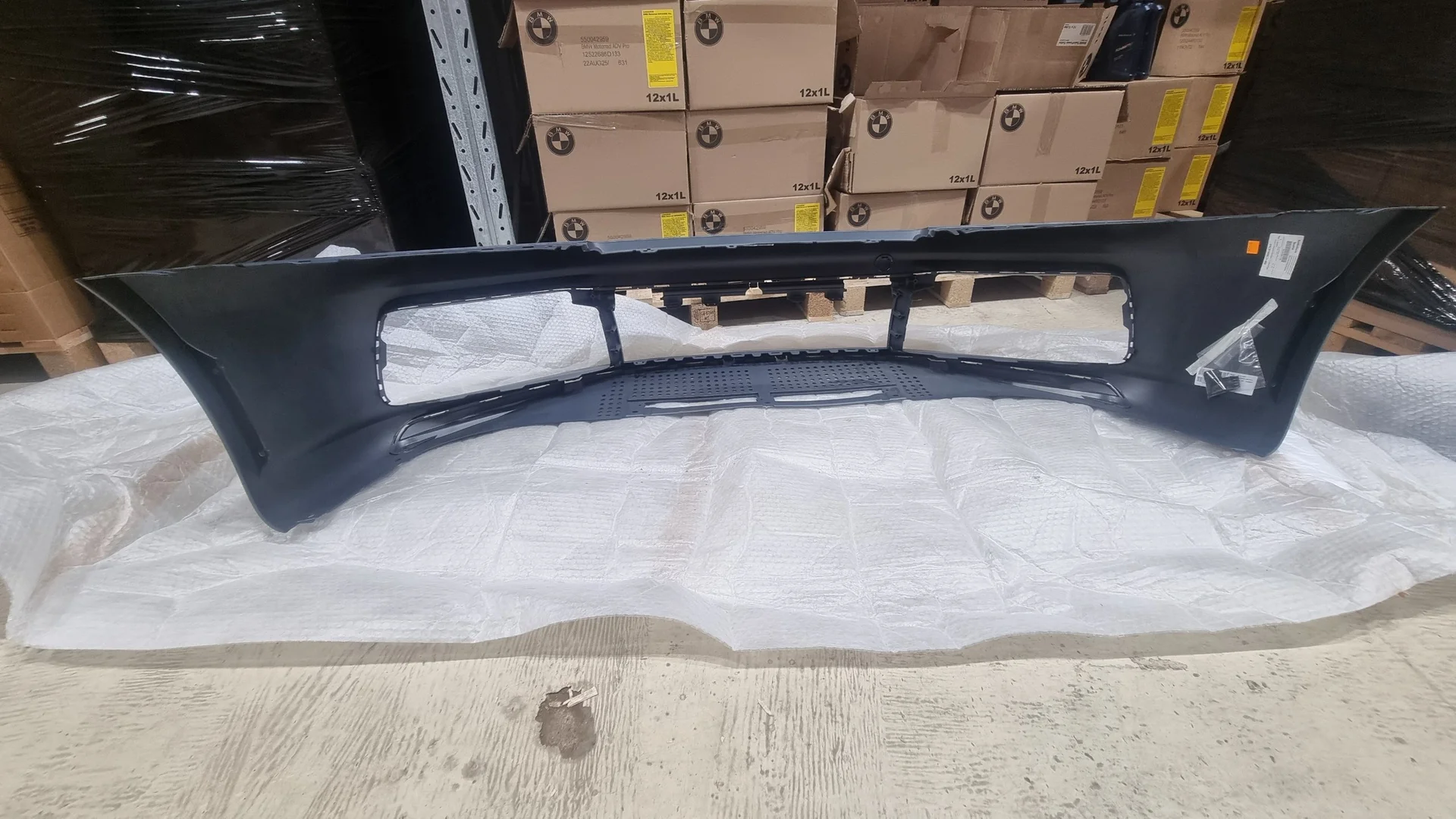 G60 черные ноздри 51118084674 BMW оригинал - миниатюра 3