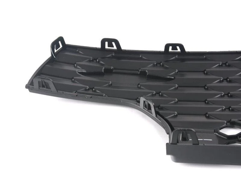 Решетка бампера спереди посередине 51119450618 BMW - миниатюра 2