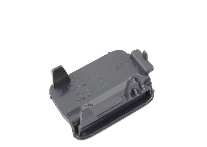 E60 lci крышка буксирной проушины загрунтов. 51127178183 BMW - изображение 1