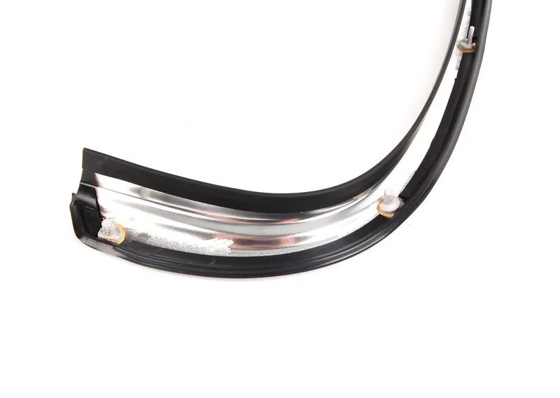 Накладка правая 51132232438 BMW оригинал - миниатюра 2